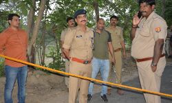 25000 के इनामी बदमाश ने चखा पुलिस के पीतल का मजा - हुआ गिरफ्तार 25000 के इनामी बदमाश ने चखा पुलिस के पीतल का मजा - हुआ गिरफ्तार