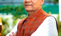 ऊर्जा मंत्री की अधिकारियों पर गिरी गाज-तीन सस्पेंड, एक की सेवा समाप्त