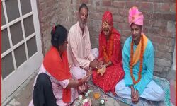 तीन तलाक का विरोध कर किया धर्म परिवर्तन- रचाई हिंदू प्रेमी से शादी