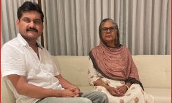 फ्रांस में नवाजुद्दीन को मिला अवार्ड- बुढाना में बंटी मिठाई