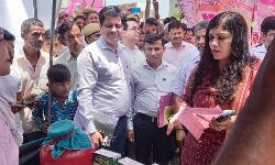 DM ने महाचौपाल का आयोजन कर अधिकारियों व कर्मचारियों को दिये निर्देश