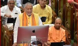 बजट में छात्रों की बल्ले बल्ले - मुफ्त मिलेंगे टेबलेट एवं स्मार्टफोन बजट में छात्रों की बल्ले बल्ले - मुफ्त मिलेंगे टेबलेट एवं स्मार्टफोन