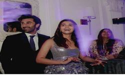 फिल्म ब्रह्मास्त्र के गाना केसरिया का तेलुगु संस्करण कुमकुमाला रिलीज फिल्म ब्रह्मास्त्र के गाना केसरिया का तेलुगु संस्करण कुमकुमाला रिलीज