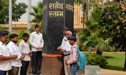 पूर्व सैनिकों ने लददाख में शहीद हुए सैनिकों को दी भावपूर्ण श्रद्धांजलि पूर्व सैनिकों ने लददाख में शहीद हुए सैनिकों को दी भावपूर्ण श्रद्धांजलि