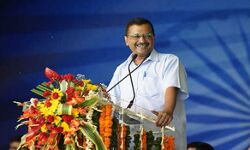 भाजपा में दम तो खट्टर के नेतृत्व में चुनाव लड़कर दिखायें : केजरीवाल भाजपा में दम तो खट्टर के नेतृत्व में चुनाव लड़कर दिखायें : केजरीवाल