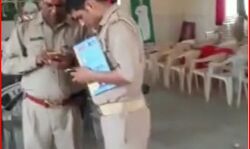 सपा दफ्तर में तोड़फोड़-शीशे चटकाए- फर्नीचर किया तहस नहस