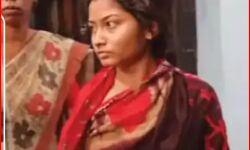 गैर देश से तैरकर भारत आई प्रेमिका- प्रेमी से की शादी- हो गई गिरफ्तार गैर देश से तैरकर भारत आई प्रेमिका- प्रेमी से की शादी- हो गई गिरफ्तार