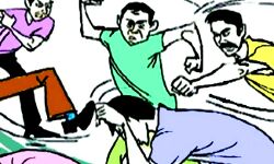 साबुन के 10 रूपये मांगने की दुकानदार को मिली सजा-किया लहूलुहान