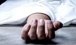 पेड़ से झूलता मिला नवजात के साथ लापता महिला का शव पेड़ से झूलता मिला नवजात के साथ लापता महिला का शव