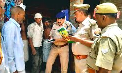 मिट्टी का टीला ढहने से दो की मौत