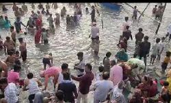 गंगा में डुबकी लगाकर किया पुण्य हासिल- प्रशासन ने किए चाक-चौबंद बंदोबस्त