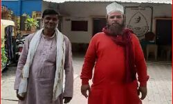 RSS से जुड़े मुस्लिम नेता पर किये हमले से सिर और पेट में लगी चोट RSS से जुड़े मुस्लिम नेता पर किये हमले से सिर और पेट में लगी चोट