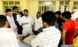 युवक के साथ मारपीट कर किया अभद्र व्यवहार- घायल हॉस्पिटल में भर्ती