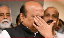 पिक्चर देखकर बाहर निकले मुख्यमंत्री तो फूट फूटकर रोने लगे, यह रही वजह