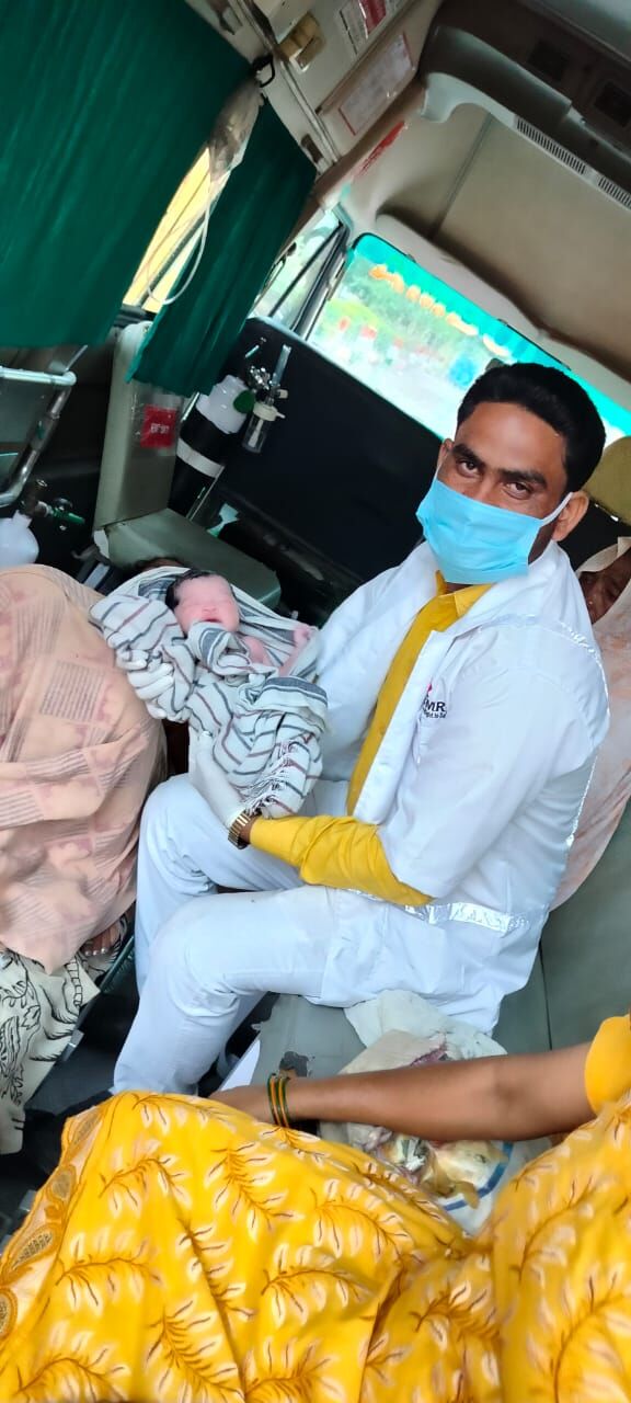 फिर वरदान बनी 102 एंबुलेंस, गूंजी किलकारी, जच्चा बच्चा दोनों स्वस्थ
