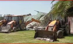 फिर चला बाबा का बुलडोजर, तीन क्लब हाउस व दो फार्म हाउस ध्वस्त फिर चला बाबा का बुलडोजर, तीन क्लब हाउस व दो फार्म हाउस ध्वस्त