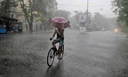 बारिश होने से भीषण गर्मी से राहत बारिश होने से भीषण गर्मी से राहत