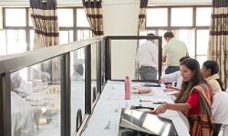 सम्पूर्ण समाधान दिवस में CDO ने किया मौके पर 6 शिकायतों का निस्तारण सम्पूर्ण समाधान दिवस में CDO ने किया मौके पर 6 शिकायतों का निस्तारण