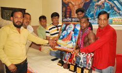 देश के युवा सही रास्ते पर चलकर अपना कैरियर बनाएं- मनीष चौधरी देश के युवा सही रास्ते पर चलकर अपना कैरियर बनाएं- मनीष चौधरी