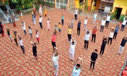 होली चाइल्ड पब्लिक इंटर कॉलेज में मनाया गया अन्तर्राष्ट्रीय योग दिवस होली चाइल्ड पब्लिक इंटर कॉलेज में मनाया गया अन्तर्राष्ट्रीय योग दिवस