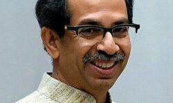 सरकार के साथ मुख्यमंत्री भी संकट में,गर्वनर के बाद सीएम कोरोना पॉजिटिव सरकार के साथ मुख्यमंत्री भी संकट में,गर्वनर के बाद सीएम कोरोना पॉजिटिव