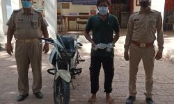 लूट का भंडाफोड़ कर सलाखों के पीछे पहुंचाया आरोपी लूट का भंडाफोड़ कर सलाखों के पीछे पहुंचाया आरोपी