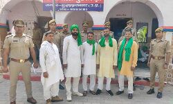 CO से भिडे भाकियू नेता- पुलिस ने मामला दर्ज कर कई को भेजा जेल CO से भिडे भाकियू नेता- पुलिस ने मामला दर्ज कर कई को भेजा जेल