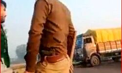 नो एंट्री में डीसीएम चालक से पुलिस टैक्स की वसूली- वीडियो वायरल
