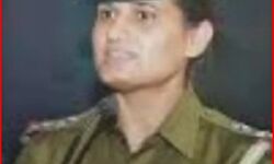 लाखों रुपए लेकर तस्करों को भगाने वाली महिला दरोगा गिरफ्तार