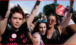 इस देश में महिलाओं ने की सेक्स स्ट्राइक? पुरूषों की हो रही फजीहत इस देश में महिलाओं ने की सेक्स स्ट्राइक? पुरूषों की हो रही फजीहत