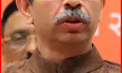 गवर्नर के फ्लोर टेस्ट के आदेश को चुनौती- शिवसेना पहुंची सुप्रीम कोर्ट