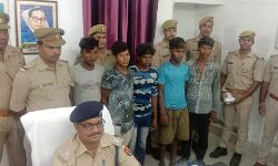 पत्नि के संग देखने के बाद साथियों के साथ मिलकर की थी हत्या- हुए गिरफ्तार