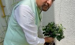 पर्यावरण के संरक्षण एवं धरती के श्रंगार को किया पौधारोपण