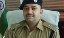 बाइक टकराने के विवाद में युवकों ने की कांस्टेबल की पिटाई-किया ऐसा हाल