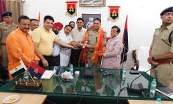 कप्तान को व्यापारियों से मिला सम्मान- जल्द होगा समस्याओं का समाधान