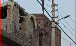 दो युवकों का ऐसा खौफनाक मौत का स्टंट, ड्रामे पर बंद कराई बिजली दो युवकों का ऐसा खौफनाक मौत का स्टंट, ड्रामे पर बंद कराई बिजली