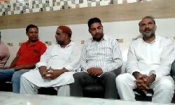 त्योहार को लेकर सतर्क नगर पंचायत ने कराई साफ सफाई, किया आह्वान त्योहार को लेकर सतर्क नगर पंचायत ने कराई साफ सफाई, किया आह्वान