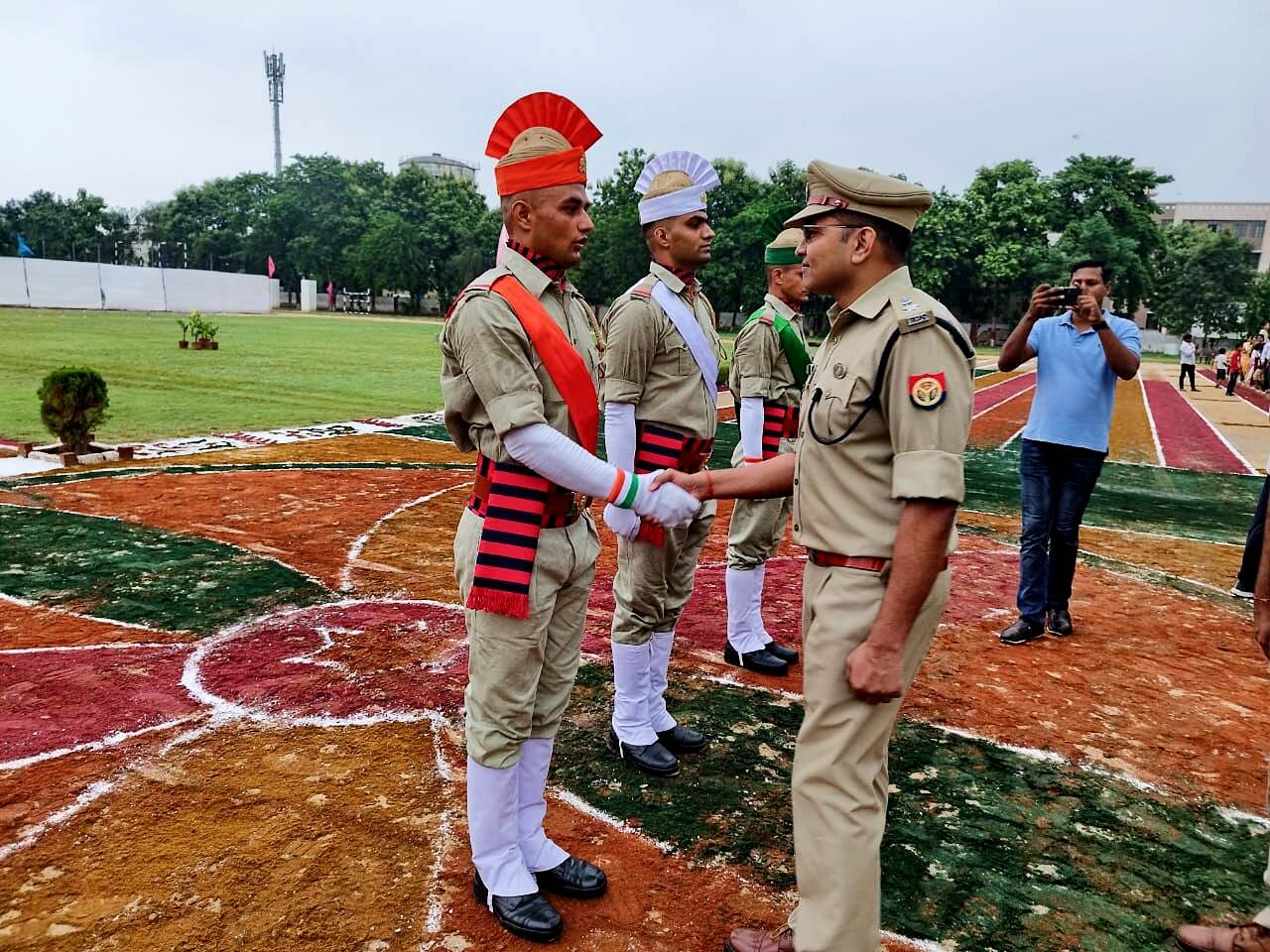 आरक्षियों की ट्रेनिंग हुई पूरी,दीक्षांत समारोह की परेड में कई सम्मानित