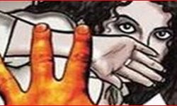 टीवी दिखाने के बहाने मासूम से रेप- पब्लिक ने आरोपी का किया यह हाल टीवी दिखाने के बहाने मासूम से रेप- पब्लिक ने आरोपी का किया यह हाल