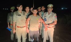 पुलिस के साथ हुई मुठभेड़ में लंगडा हुए दरोगा ने चखा गोली का स्वाद पुलिस के साथ हुई मुठभेड़ में लंगडा हुए दरोगा ने चखा गोली का स्वाद