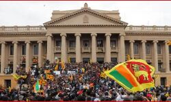 राष्ट्रपति के भागने से मचा बवाल, देश में लगा आपातकाल- कई जगह कर्फ्यू