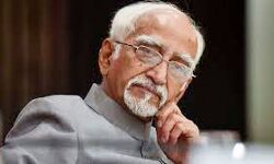 पत्रकार के आरोपों काे बताया झूठ का पुलिंदा पत्रकार के आरोपों काे बताया झूठ का पुलिंदा