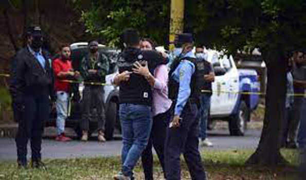 पूर्व राष्ट्रपति के बेटे सहित चार लोगों की गोली लगने से हुई मौत