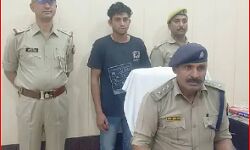 ब्लेड से हमला कर छात्रा की गर्दन काटने वाला अरेस्ट- लगे थे 31 टांके