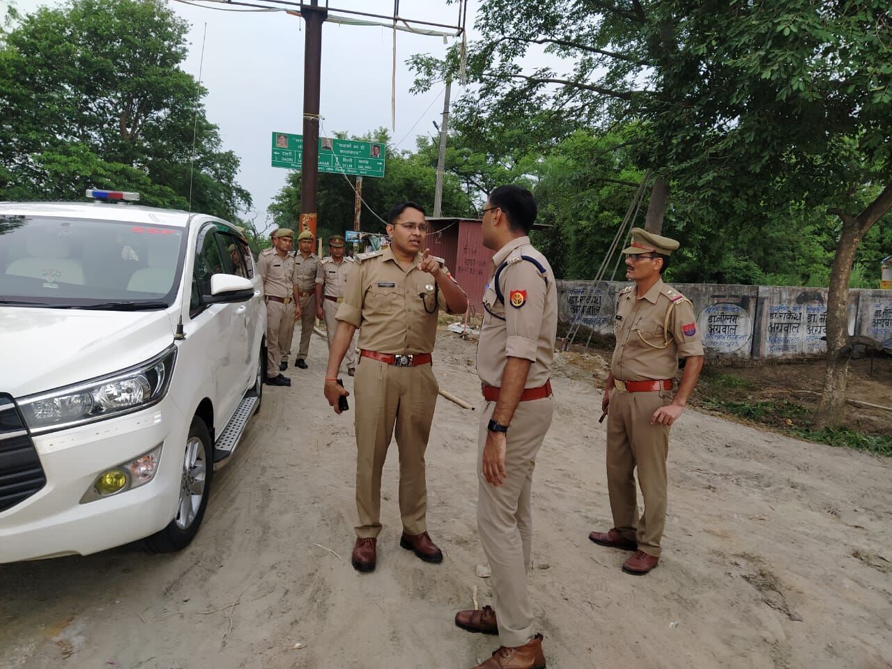 SSP ने विभिन्न स्थानों का निरीक्षण कर कांवड़ियों से की बात-दिखा अपनापन SSP ने विभिन्न स्थानों का निरीक्षण कर कांवड़ियों से की बात-दिखा अपनापन