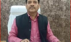 SP के बाद अब DM पर गिरी कन्नौज बवाल की गाज-5 IAS बदले SP के बाद अब DM पर गिरी कन्नौज बवाल की गाज-5 IAS बदले