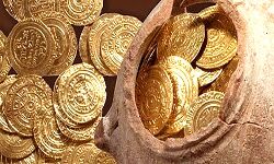 खुदाई के दौरान तांबे के लोटे में मिले सोने के सिक्के- कुछ मजदूर फरार