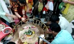 सावन के पहले सोमवार को दक्ष मंदिर में श्रद्धालुओं की भारी भीड़,