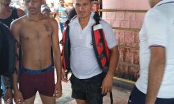 गंगाजल लेने आ रहे कांवड़िए दांव पर लगा रहे जान- एक को बचाया गंगाजल लेने आ रहे कांवड़िए दांव पर लगा रहे जान- एक को बचाया