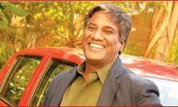 गृहमंत्री को लेकर टिप्पणी करने वाला फिल्ममेकर किया गिरफ्तार गृहमंत्री को लेकर टिप्पणी करने वाला फिल्ममेकर किया गिरफ्तार